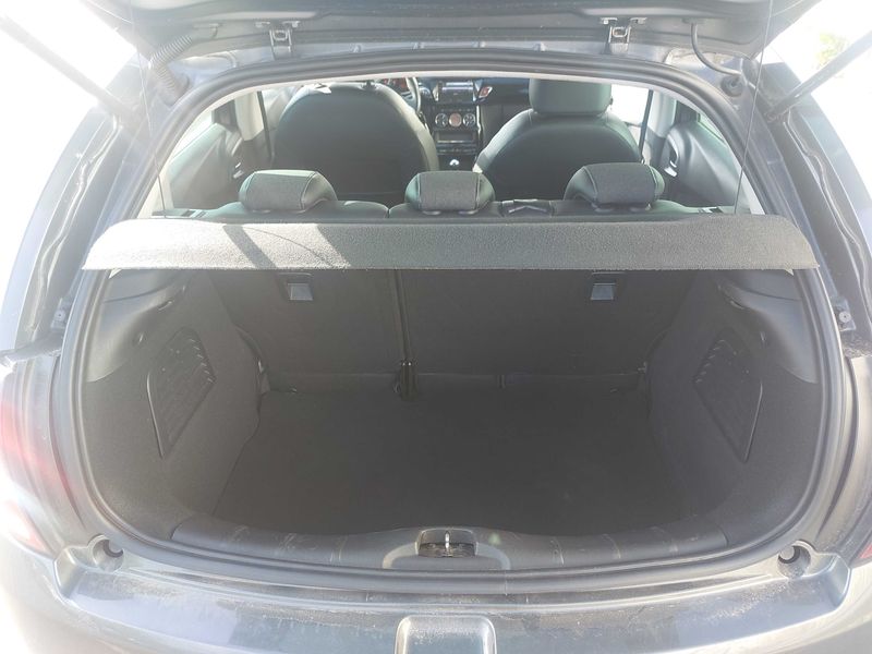 Citroen C3 1.6 Blue-HDi Exclusive 2016 – снимка 9