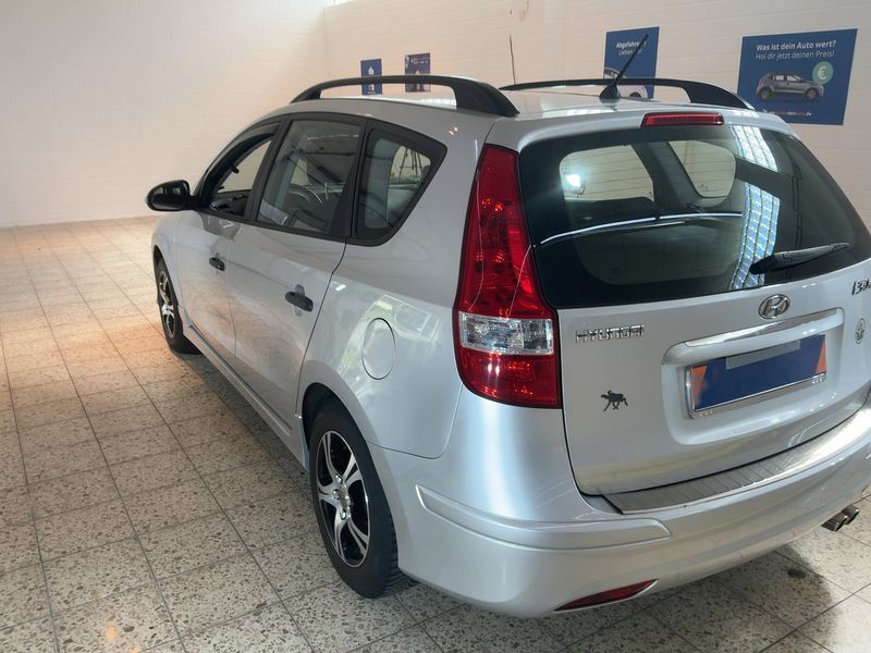 Hyundai i30 1.4 Classic 2012 – снимка 6
