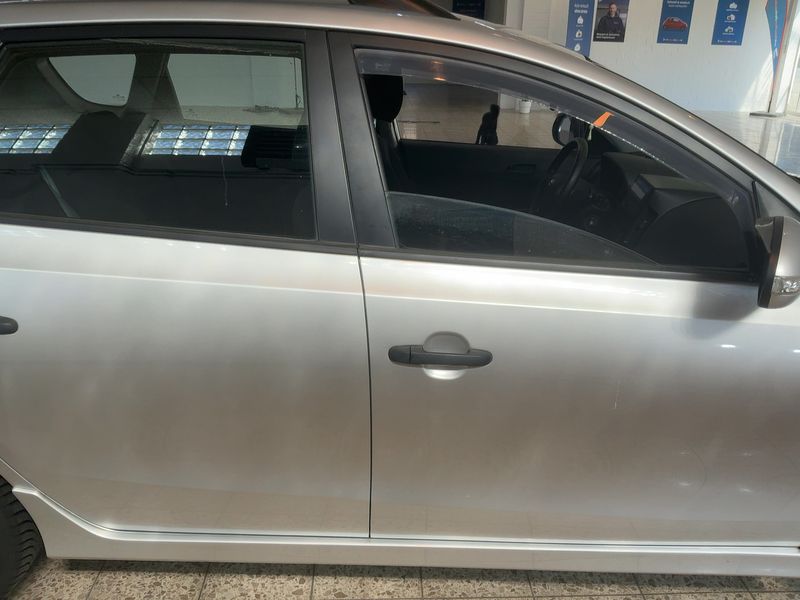 Hyundai i30 1.4 Classic 2012 – снимка 10