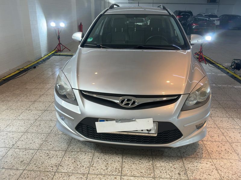 Hyundai i30 1.4 Classic 2012 – снимка 14