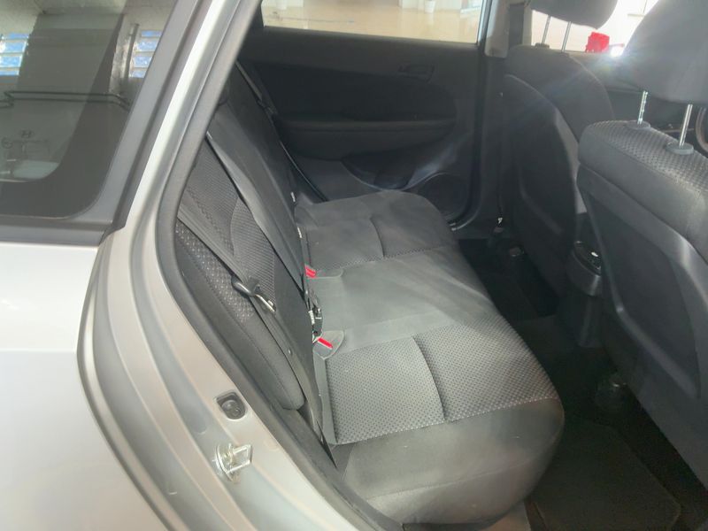 Hyundai i30 1.4 Classic 2012 – снимка 19