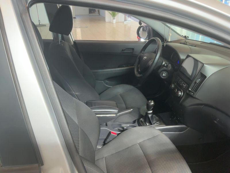 Hyundai i30 1.4 Classic 2012 – снимка 16
