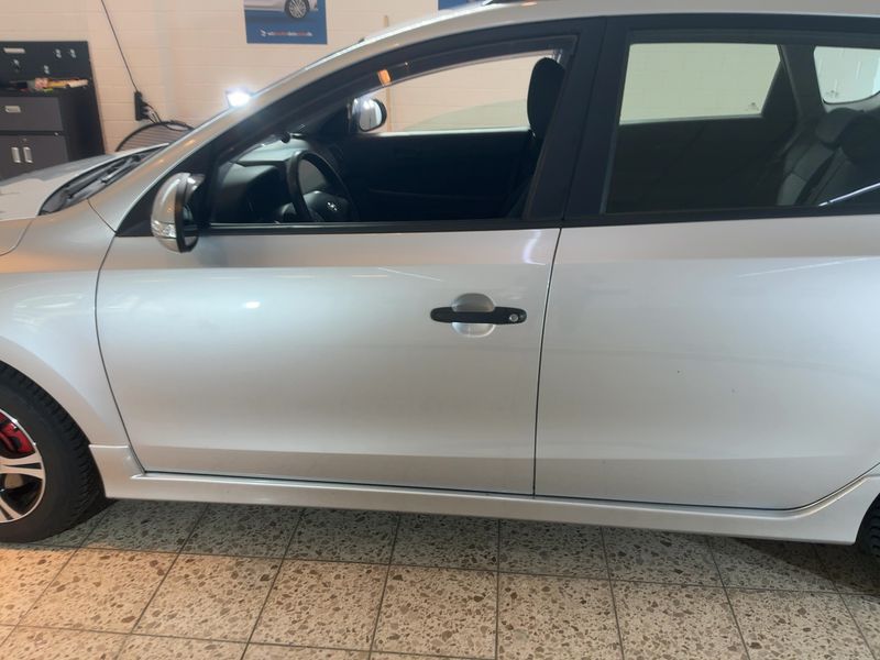 Hyundai i30 1.4 Classic 2012 – снимка 4