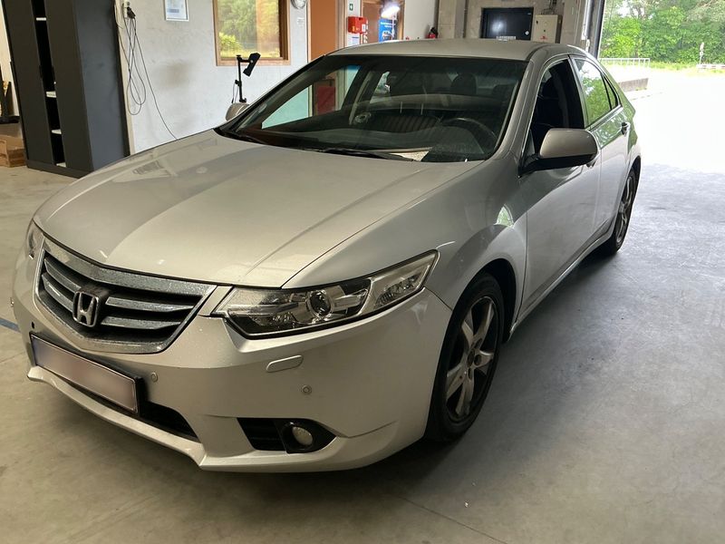 Honda Accord 2.0 Executive 2012 – снимка 1