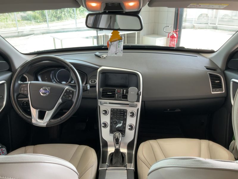Volvo XC60 2.0 D4 Ocean Race 2WD 2015 – снимка 17