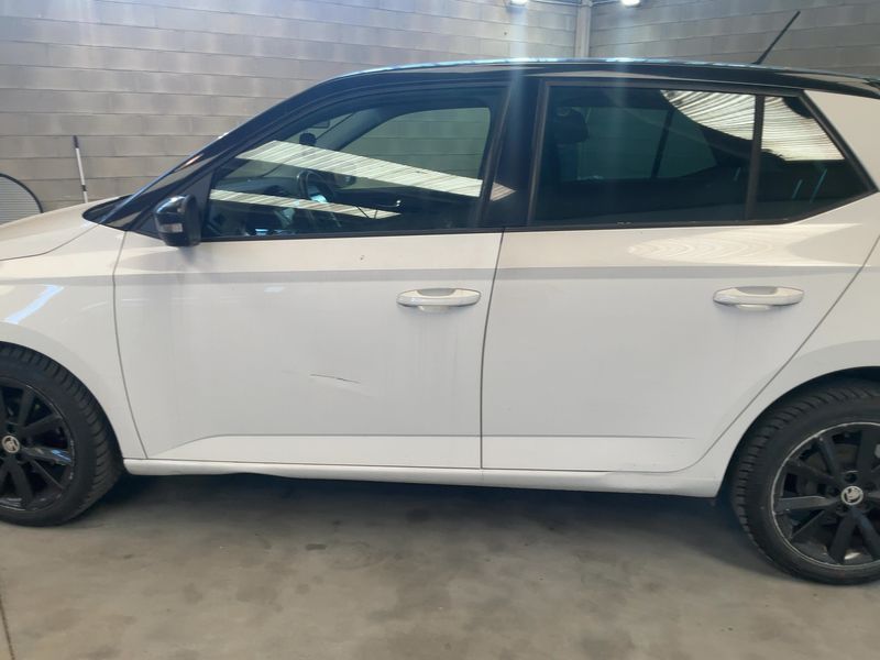 Skoda Fabia 1.0 MPI Ambition 2016 – снимка 4