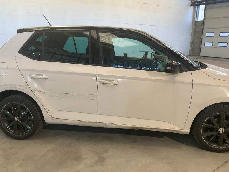 Skoda Fabia 1.0 MPI Ambition 2016 – снимка 10