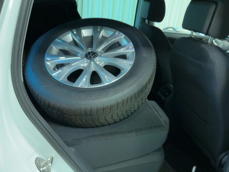 Volkswagen Tiguan 1.5 TSI ACT Life 2024 – снимка 20