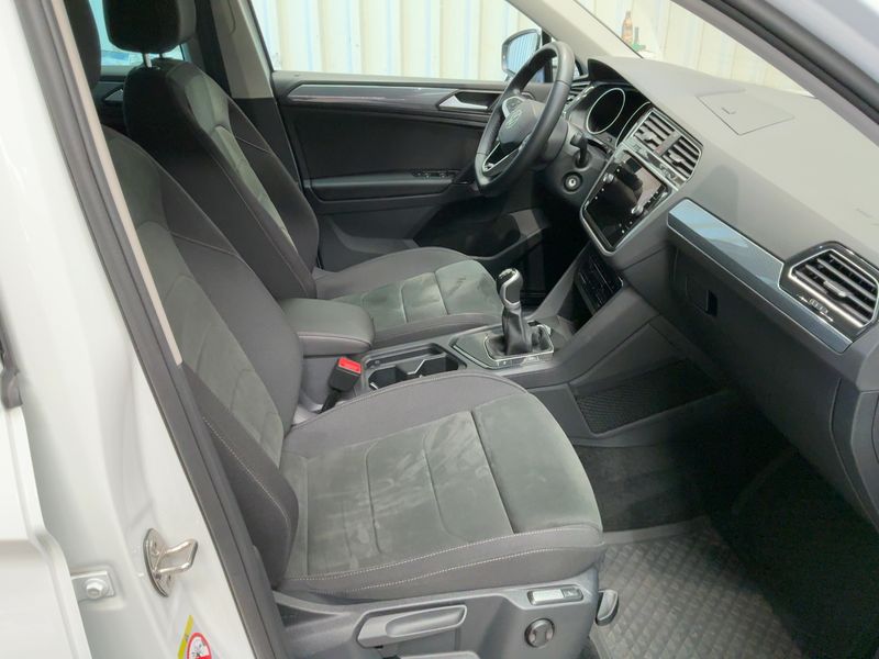 Volkswagen Tiguan 1.5 TSI ACT Life 2024 – снимка 17