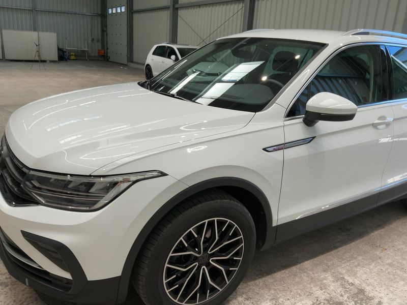 Volkswagen Tiguan 1.5 TSI ACT Life 2024 – снимка 2