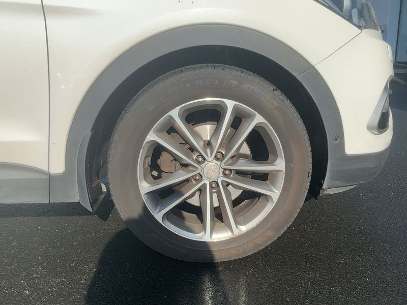 Hyundai Santa Fe 2.2 CRDi Executive 4WD 2016 – снимка 11