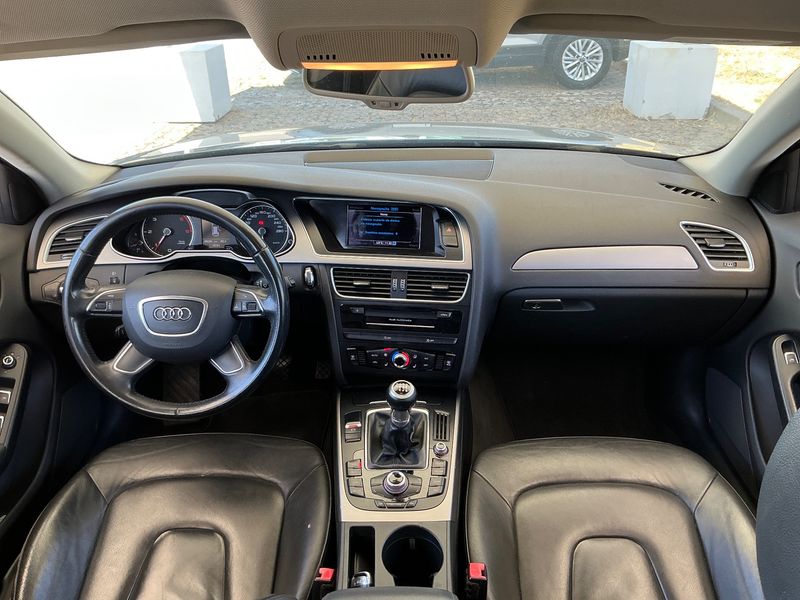 Audi A4 2.0 TDI ultra Attraction 2014 – снимка 12