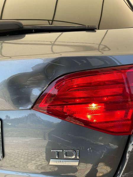 Audi A4 2.0 TDI ultra Attraction 2014 – снимка на щета 36