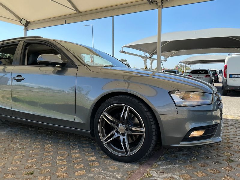 Audi A4 2.0 TDI ultra Attraction 2014 – снимка 8