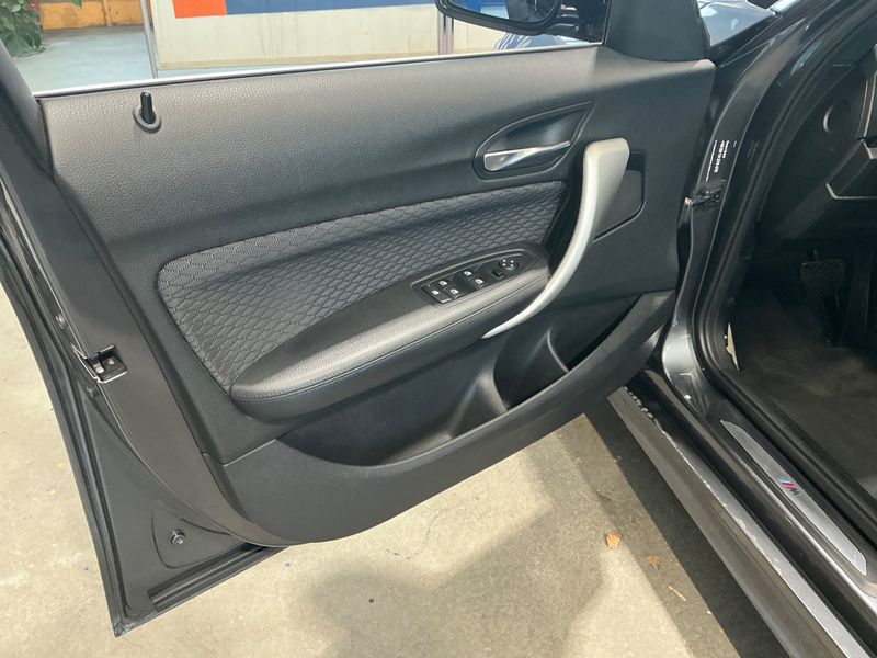 BMW 1er 120i M Sport 2015 – снимка 24