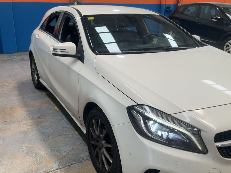 Mercedes-Benz A-Klasse A 180 CDI BlueEfficiency Urban 2016 – снимка 12