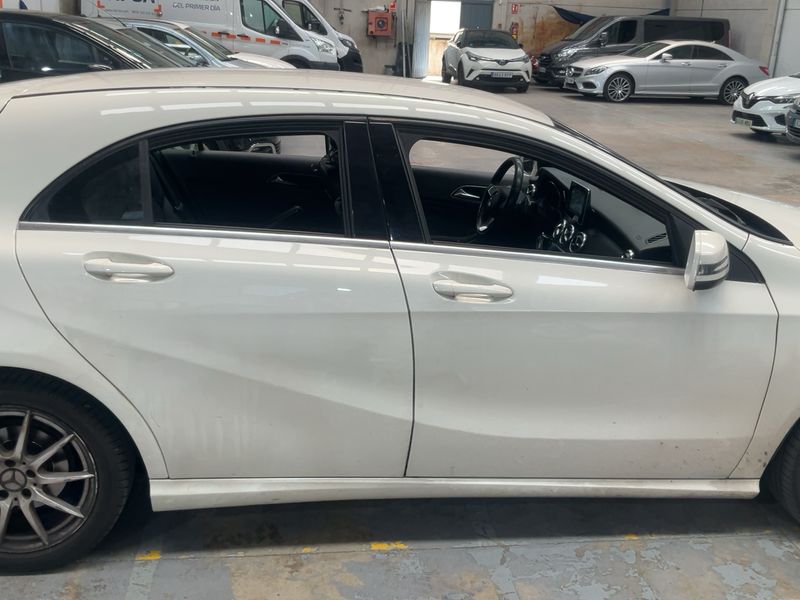 Mercedes-Benz A-Klasse A 180 CDI BlueEfficiency Urban 2016 – снимка 10