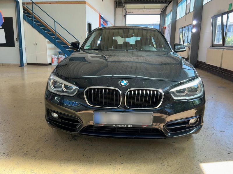 BMW 1er 118d Sport Line 2016 – снимка 14