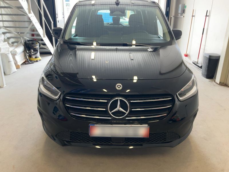 Mercedes-Benz T-Klasse T 180 d Style 2025 – снимка 14