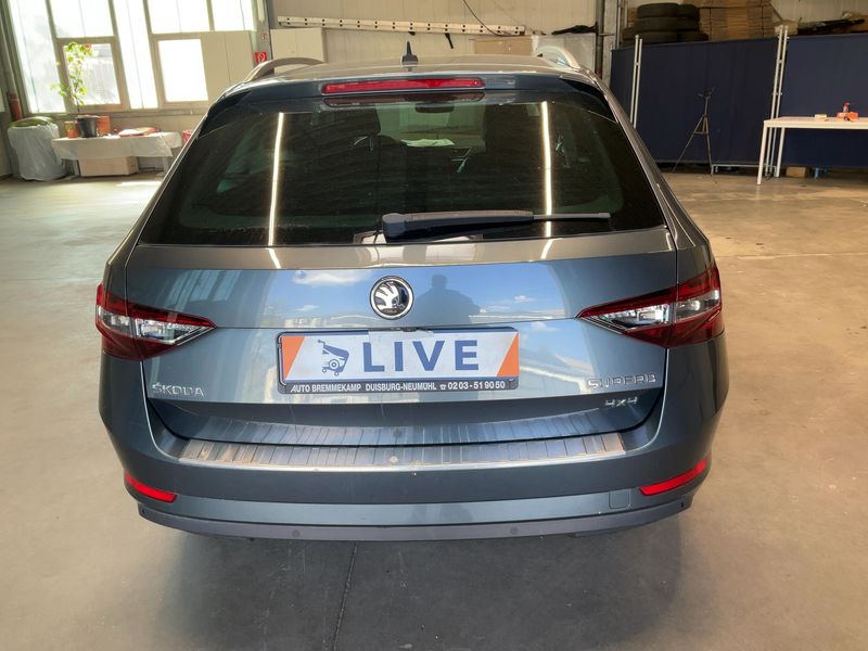 Skoda Superb 2.0 TDI Laurin & Klement 4x4 2019 – снимка 7