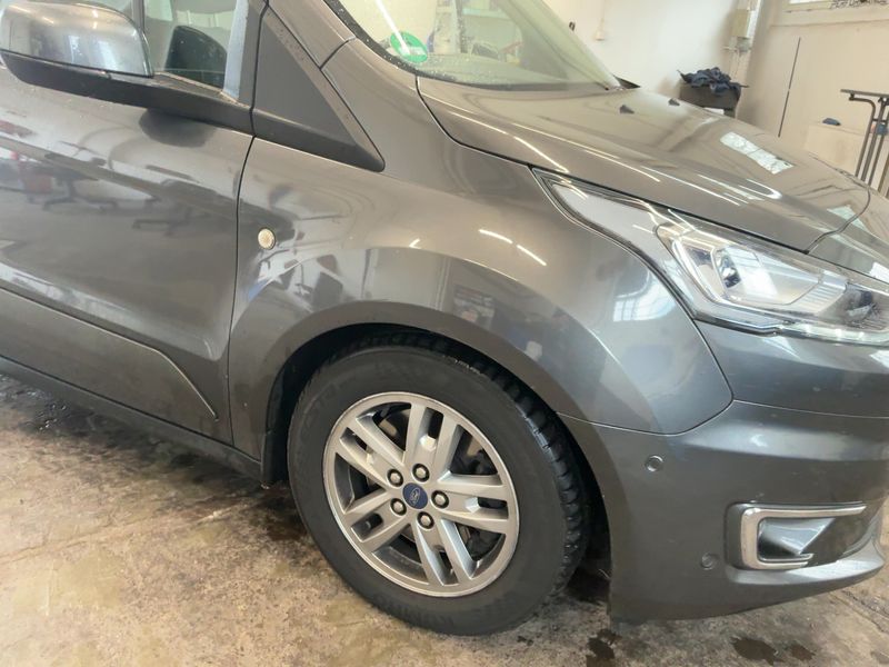 Ford Grand Tourneo Connect 1.5 TDCi EcoBlue Titanium 2020 – снимка 12