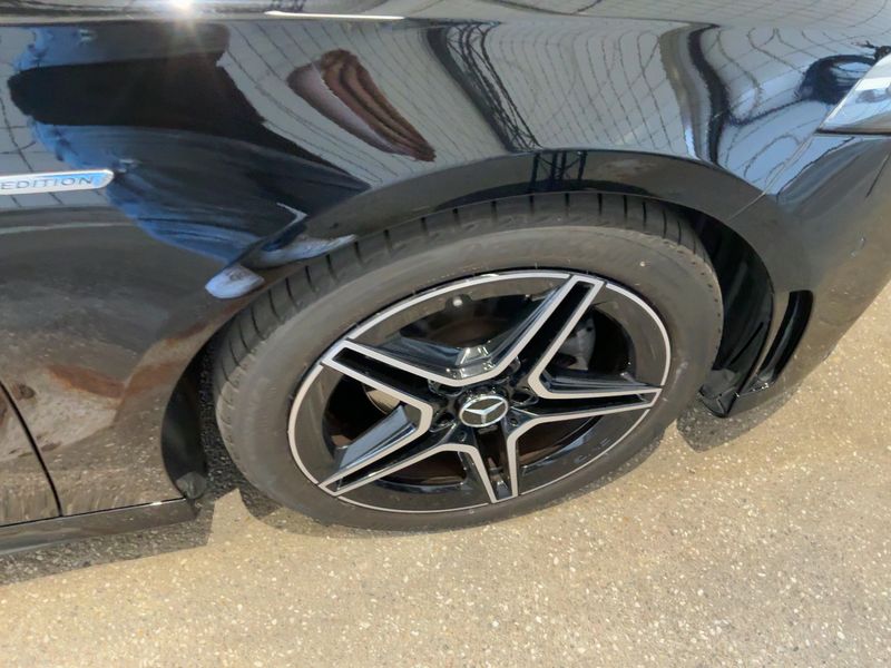 Mercedes-Benz A-Klasse A 180 Edition 2020 AMG Line 2020 – снимка 11