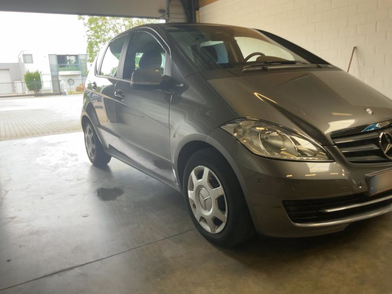 Mercedes-Benz A-Klasse A 160 CDI Classic 2011 – снимка 12