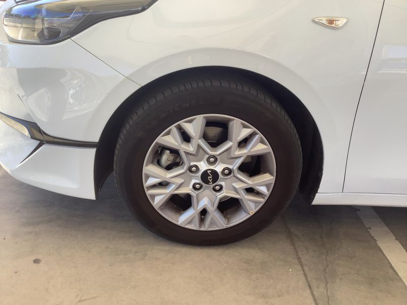 Kia cee'd 1.0 TGDI Drive 2023 – снимка 3