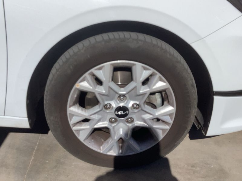 Kia cee'd 1.0 TGDI Drive 2023 – снимка 11