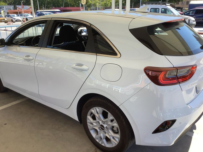Kia cee'd 1.0 TGDI Drive 2023 – снимка 6