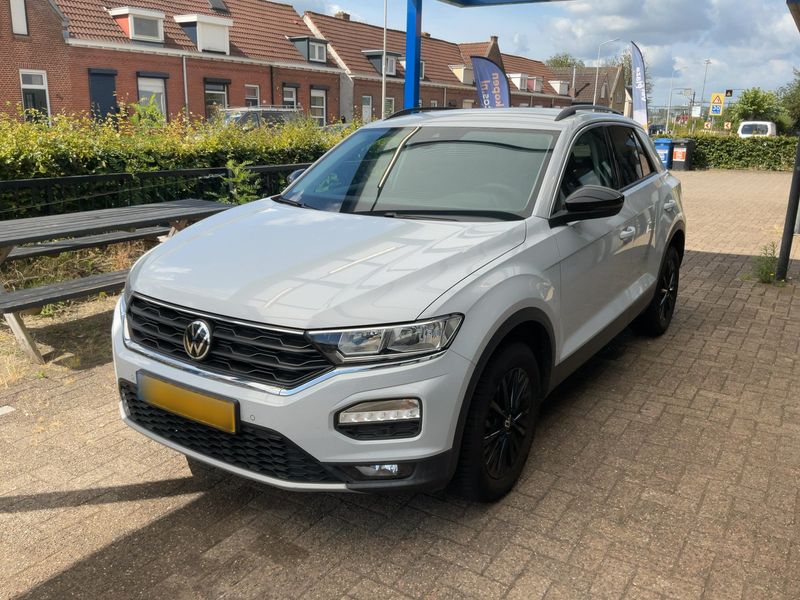 Volkswagen T-Roc 1.0 TSI Style 2020 – снимка 1