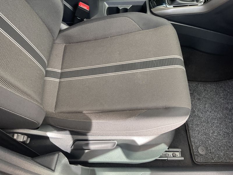 Volkswagen T-Roc 1.0 TSI Style 2020 – снимка 21