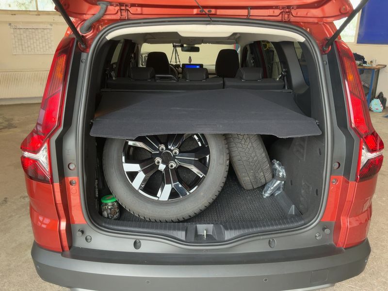 Dacia Jogger 1.0 TCe LPG Extreme+ 2022 – снимка 16