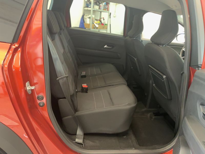 Dacia Jogger 1.0 TCe LPG Extreme+ 2022 – снимка 20