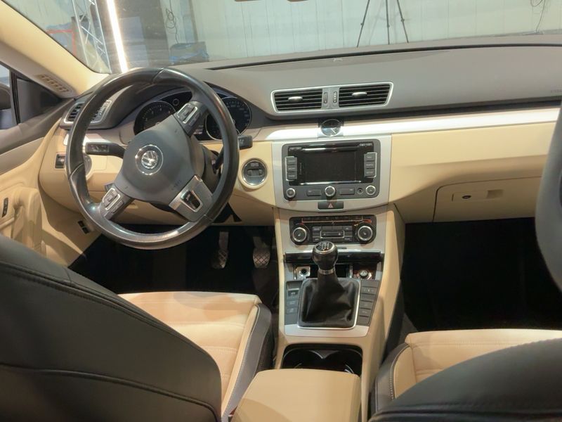 Volkswagen Passat CC 2.0 TSI 2011 – снимка 17