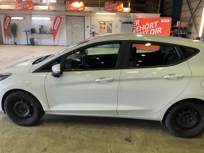 Ford Fiesta 1.1 Cool&Connect 2018 – снимка 4