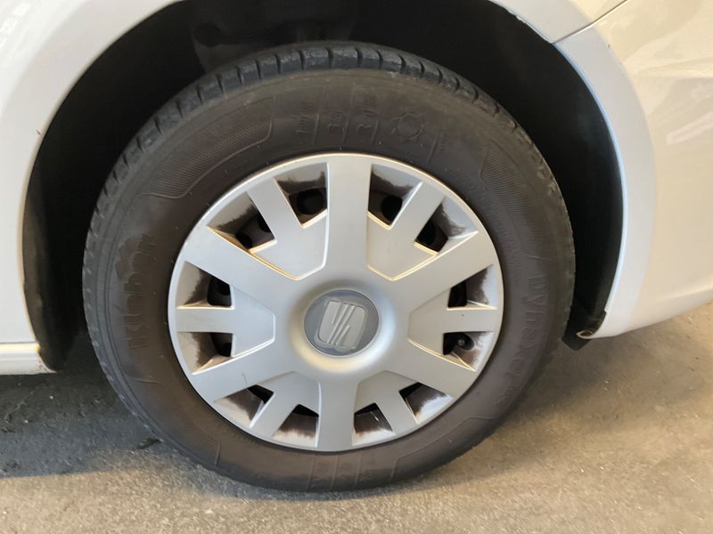Seat Leon 1.4 Emocion 2010 – снимка на щета