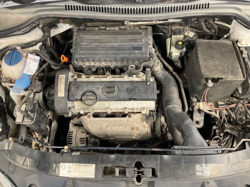 Seat Leon 1.4 Emocion 2010 – снимка на щета