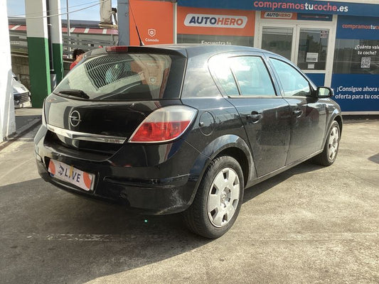 Opel Astra 1.7 CDTI Enjoy 2005 – снимка 2