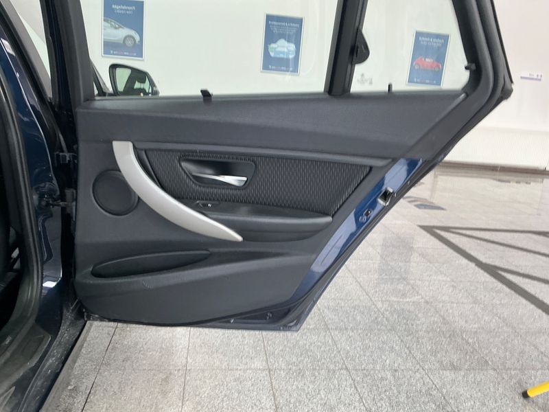 BMW 3er 330d xDrive 2013 – снимка 31