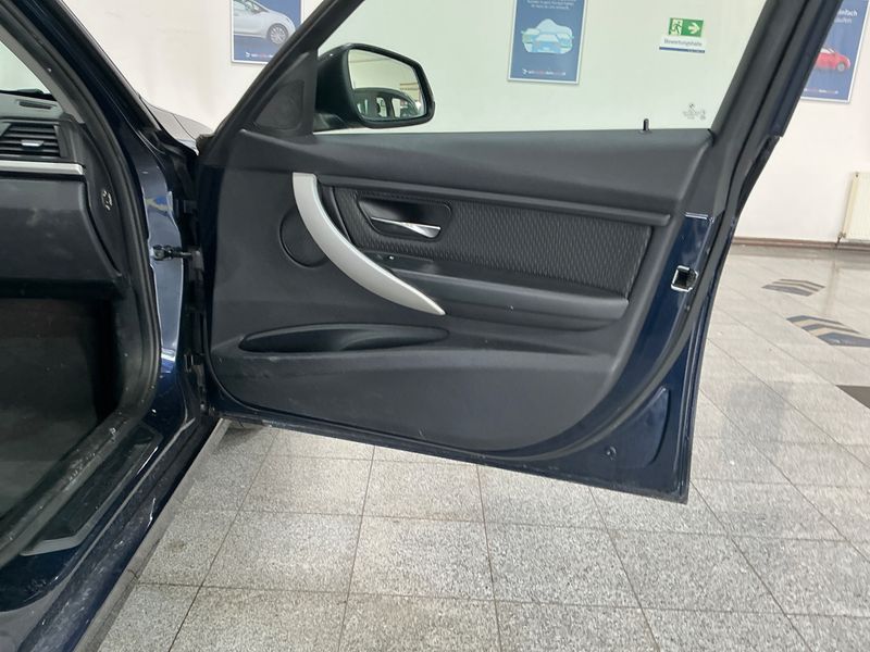 BMW 3er 330d xDrive 2013 – снимка 26