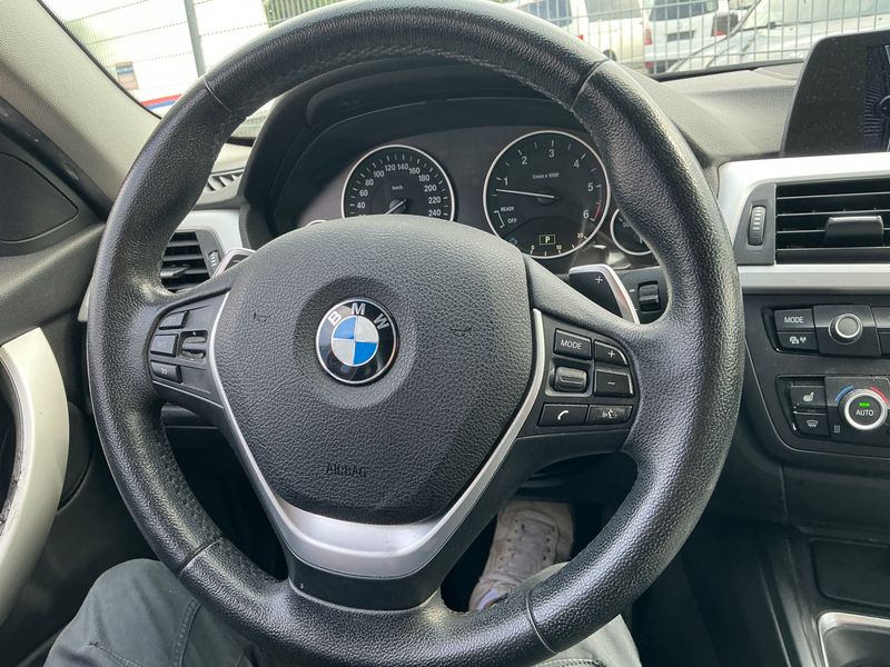 BMW 3er 330d xDrive 2013 – снимка 27
