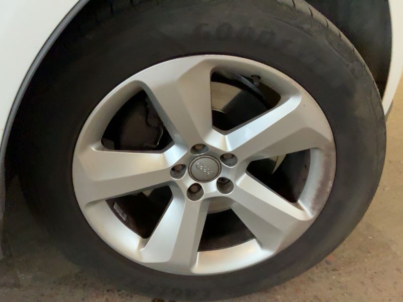 Audi Q5 3.0 V6 TDI quattro 2011 – снимка 11