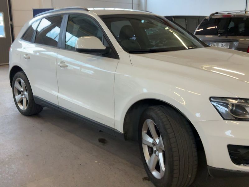 Audi Q5 3.0 V6 TDI quattro 2011 – снимка 12