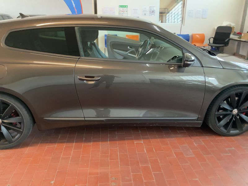Volkswagen Scirocco 2.0 TSI Match 2012 – снимка 10