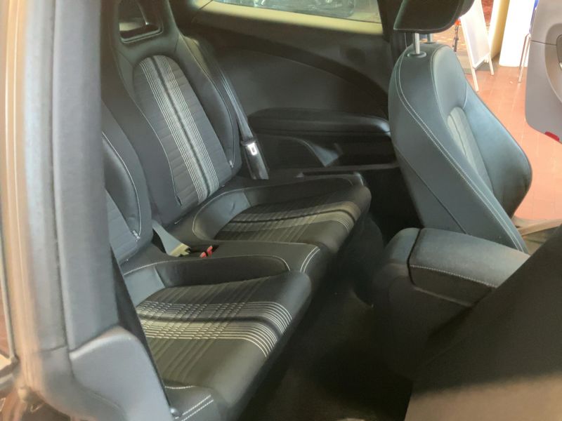 Volkswagen Scirocco 2.0 TSI Match 2012 – снимка 20