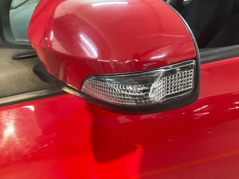 Toyota Yaris 1.0 VVT-i Cool 2015 – снимка 33