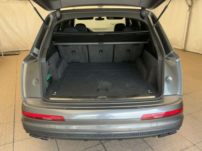 Audi SQ7 4.0 V8 TDI quattro 2018 – снимка 15