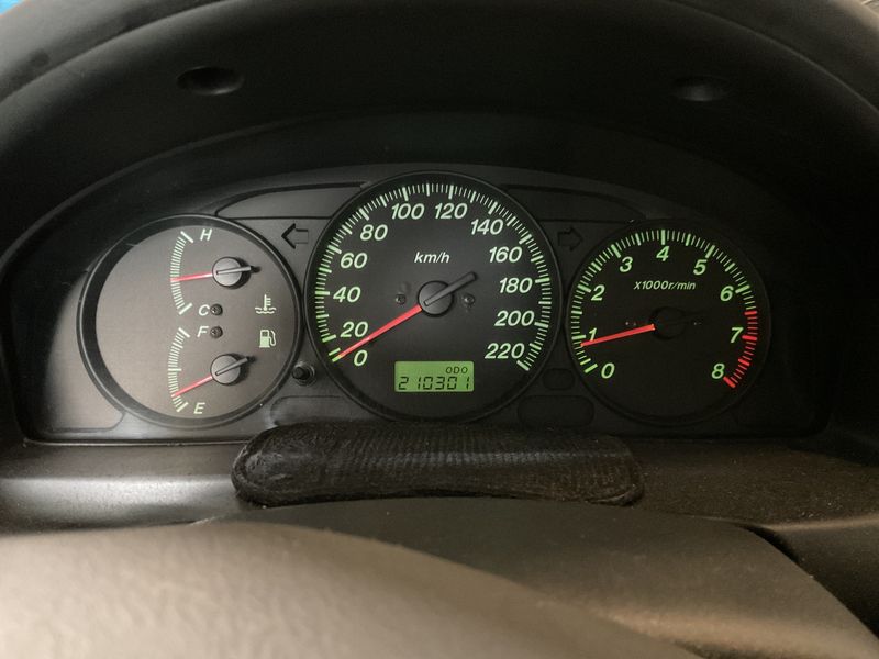 Mazda 323 1.5 F 2000 – снимка 4
