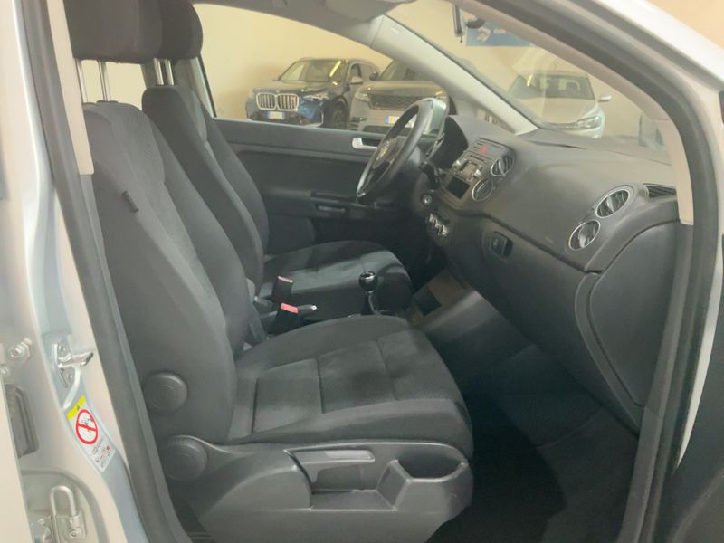 Volkswagen Golf VI Plus 1.6 TDI Comfortline 2010 – снимка 11